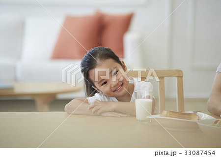 感情 健康 東洋人 33087454