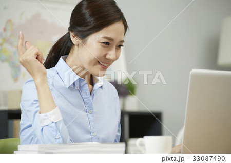 感情 ノートパソコン ノートブック 33087490