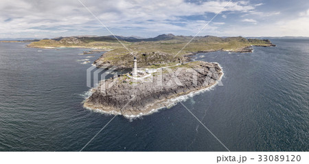 Stunning aerial shot of Ardnamurchan Point, Great Stunning aerial shot of Ardnamurchan Point, Great 33089120