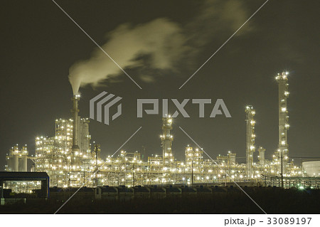 夜景 工場 構造物 33089197