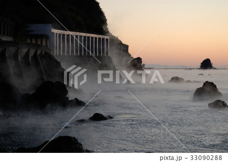 漁師町の夜明け 漁師町の夜明け 33090288