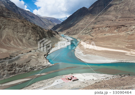 Zanskar and Indus rivers in Leh, Ladakh, India 33090464