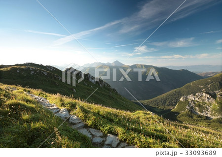 Panorama of the Tatra Mountains at sunrise  33093689