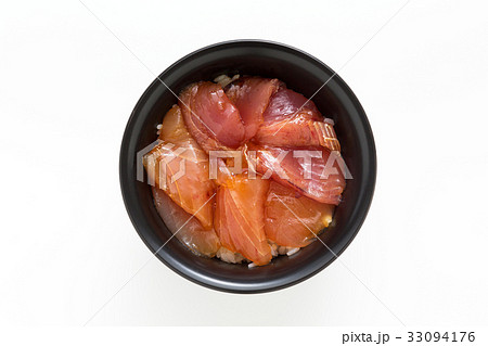 マグロの漬け丼 マグロの漬け丼 33094176