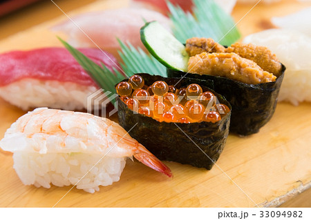 寿司 33094982