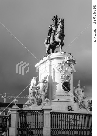 questrian statue of King José in Lisbon (Portugal) questrian statue of King José in Lisbon (Portugal) 33096699