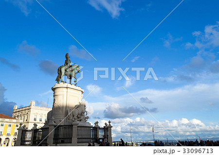 questrian statue of King José in Lisbon (Portugal) questrian statue of King José in Lisbon (Portugal) 33096713
