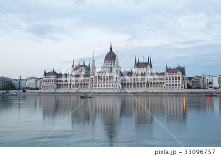 View of Budapest parliament in the evening 33096757