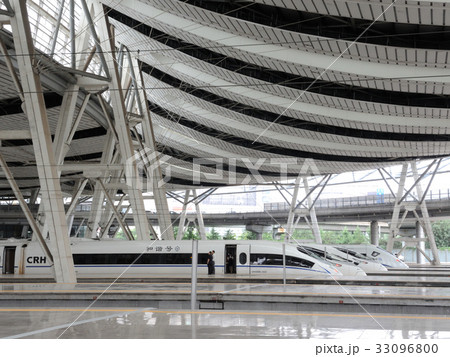 中国 北京南駅 高速鉄道駅の様子 中国 北京南駅 高速鉄道駅の様子 33096800