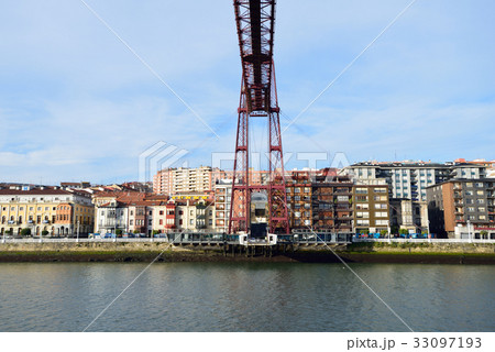 スペイン　ビルバオ　ビスカヤ橋 33097193