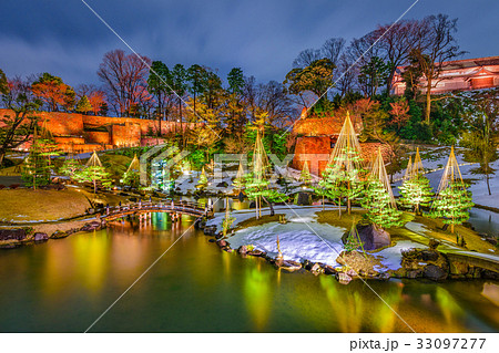 Gardens in Japan 33097277