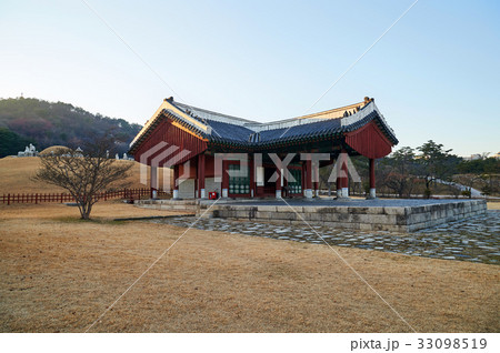 世界文化遺産 朝鮮王陵 墓 33098519