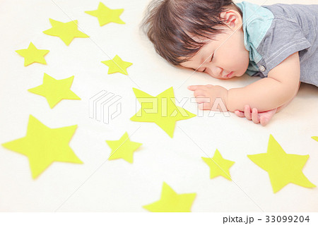男の子と寝相アート 男の子と寝相アート 33099204