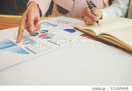 Business concept 33100406