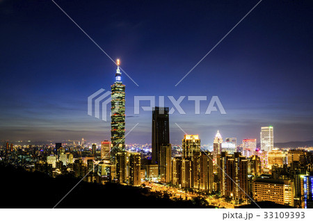Taipei 101 Skyscraper in Taipei, TAIWAN. Taipei 101 Skyscraper in Taipei, TAIWAN. 33109393