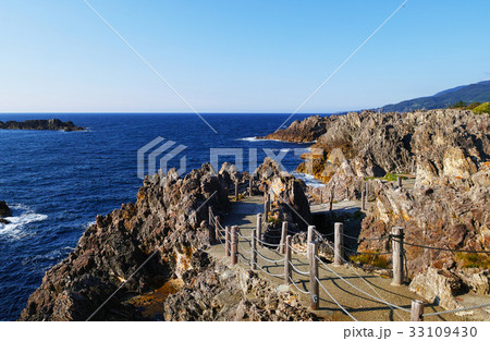 【名勝・国定公園】佐渡島 尖閣湾揚島遊園 遊歩道 【名勝・国定公園】佐渡島 尖閣湾揚島遊園 遊歩道 33109430