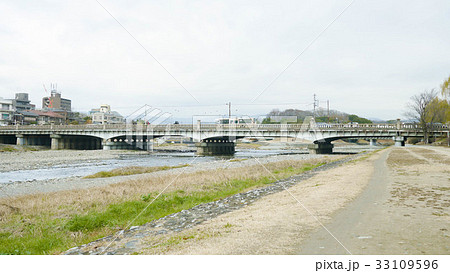 京都鴨川　賀茂大橋 33109596
