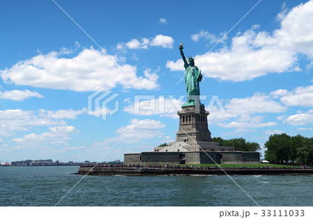 ニューヨークの自由の女神 33111033