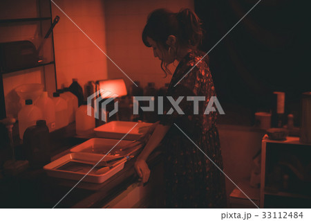 Photographer 33112484