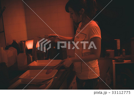 Photographer 33112775