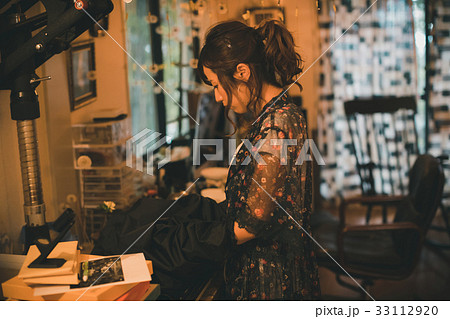 Photographer 33112920
