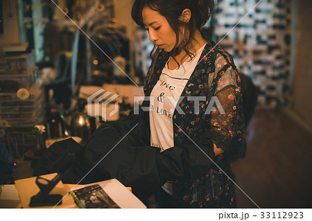 Photographer 33112923