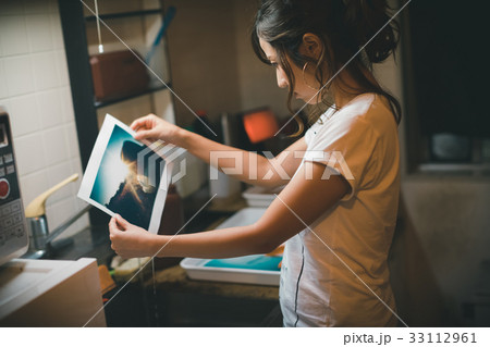 Photographer 33112961