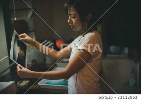 Photographer 33112963
