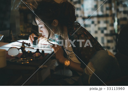 Photographer 33113960