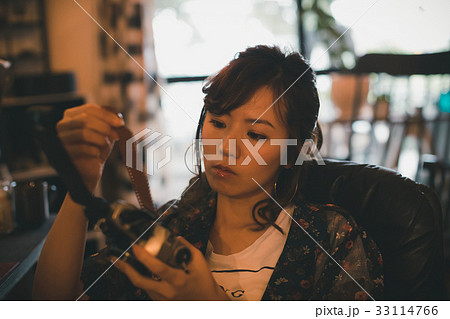 Photographer Photographer 33114766