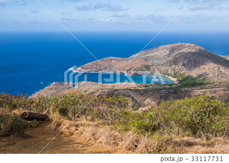 Koko Head Stairs Hike - Oahu, Hawaii 33117731