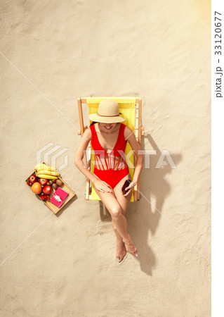 Young woman traveler tourist top view vacation 33120677