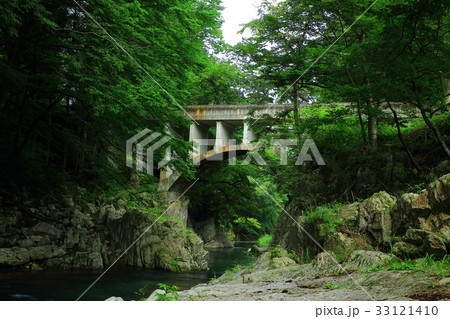 岩手県住田町　葉山のめがね橋 33121410