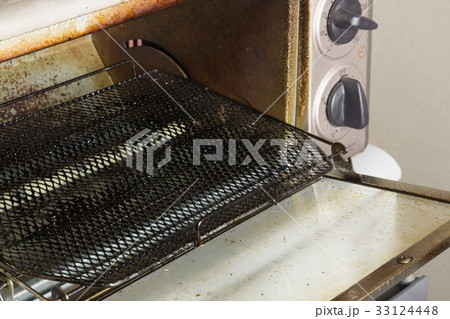 汚れたオーブントースター 33124448