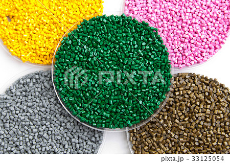The plastic granules. Dye for polypropylene 33125054