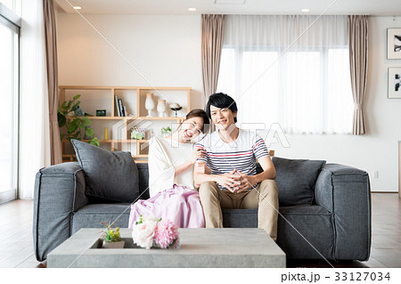 若い夫婦 33127034