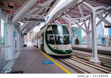 乗り物 自動車 車 33128696