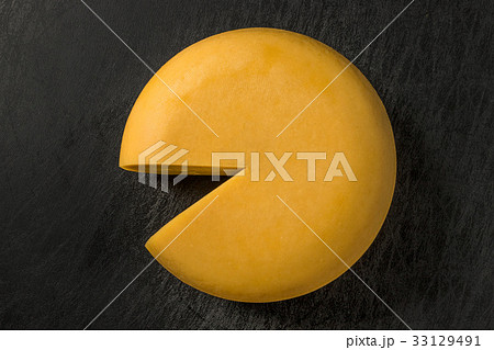 丸ごとゴーダチーズ Whole Gouda Cheese From The Netherlandの写真素材