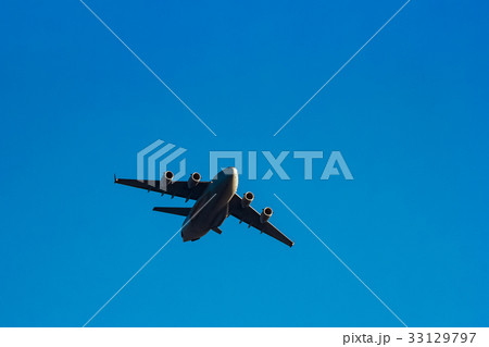 Passenger aircraft in the sky Passenger aircraft in the sky 33129797