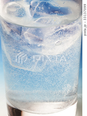 炭酸水 33137099
