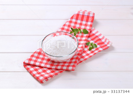 coarse grained salt coarse grained salt 33137344