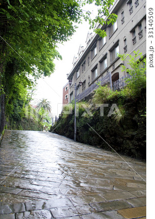 雨のオランダ坂 33140509
