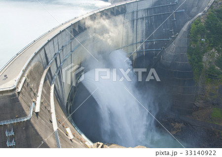 黒部ダム 33140922