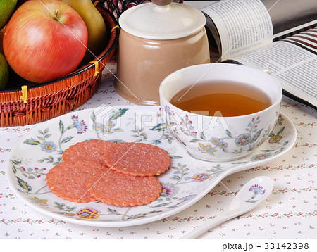 Tea and biscuits Tea and biscuits 33142398