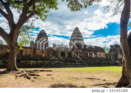 The inner sanctuary of Prasat Hin Phimai, ancient The inner sanctuary of Prasat Hin Phimai, ancient 33143190