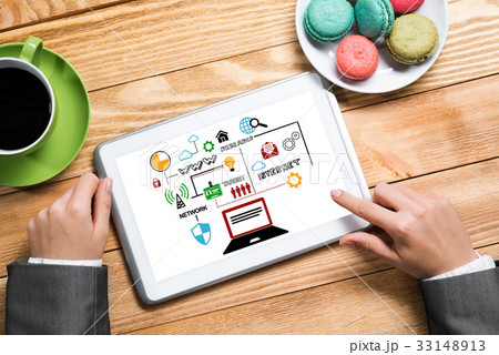 Businesswoman and her business notes Businesswoman and her business notes 33148913