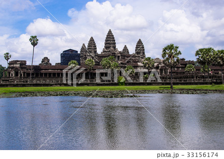 Angkor Wat is a temple complex in Cambodia  33156174