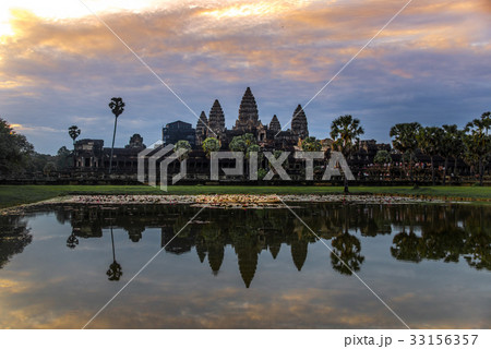Angkor Wat is a temple complex in Cambodia  33156357