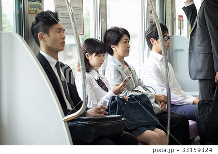 通勤電車　撮影協力「京王電鉄株式会社」 33159324