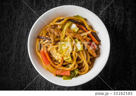 焼きそば　Fried noodles 33162585